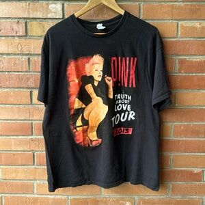 Pink The Truth About Love T-Shirt / 2013 Tour / XL
